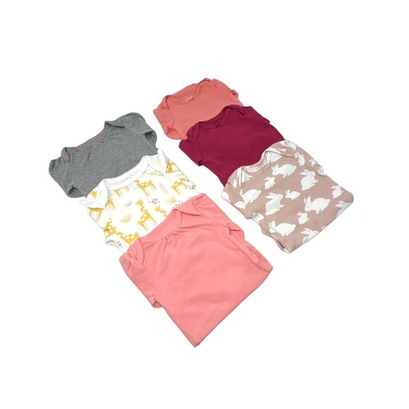 Baby Girl's - 6 Body Suits - Size 0-3 Month (Two‎ are Size 3 Month) - Picture 1 of 6